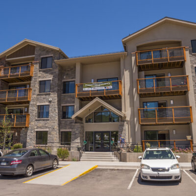 20180625 roaring forks apts 001
