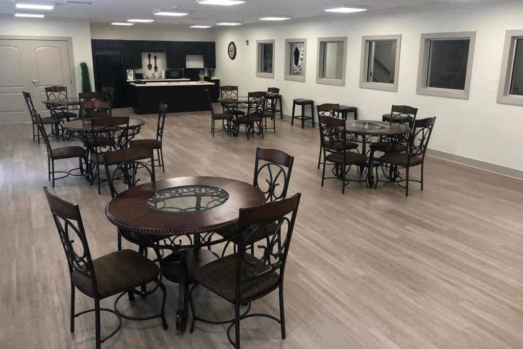 Lake Park Apartments Real America LLC